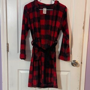 Cuddl Duds Robe Hooded Buffalo Plaid